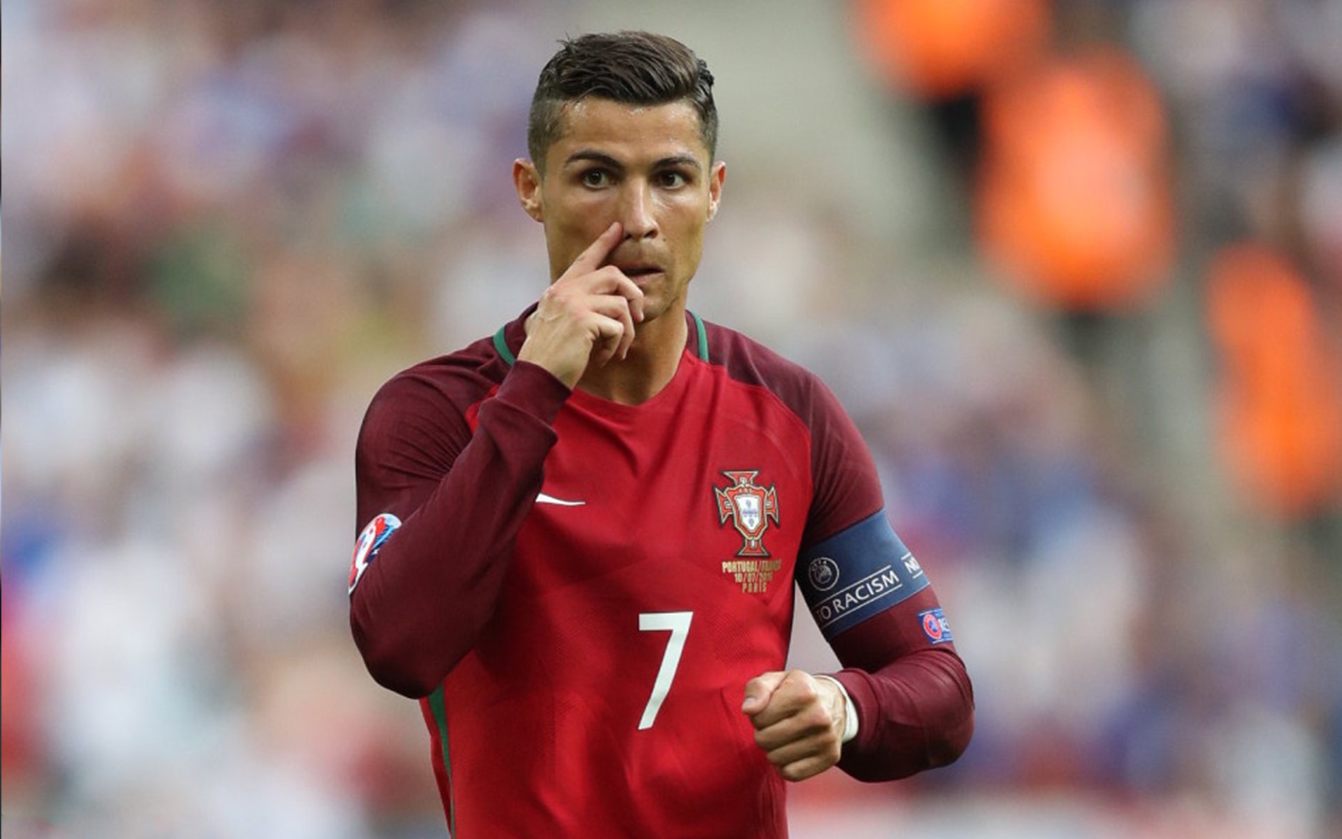 国足主帅谈年轻球员成长计划,国足年轻的球员